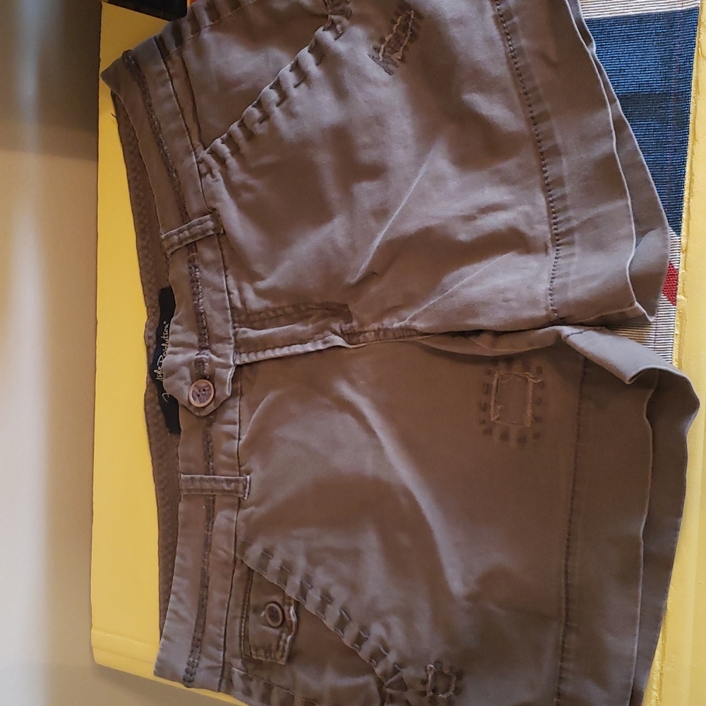 Freestyle Revolution shorts